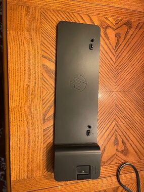 HP 2013 UltraSlim Docking Station (Model D9Y32AA)for EliteBook laptops